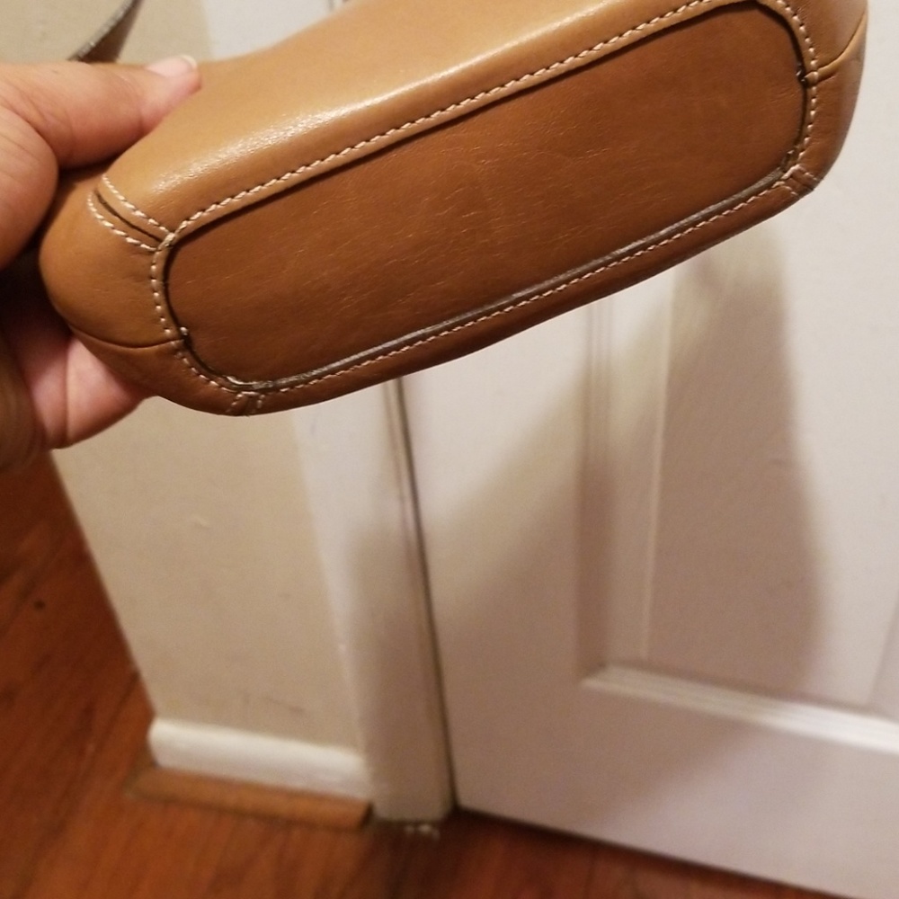 Coach - Picture 2 of 2